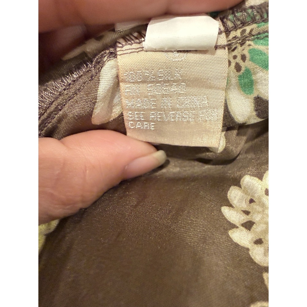 VPL 100% Silk Brown Floral Knee Length Dress Gold Buckle Belt V-Neck Fit & Flare - Picture 6 of 6